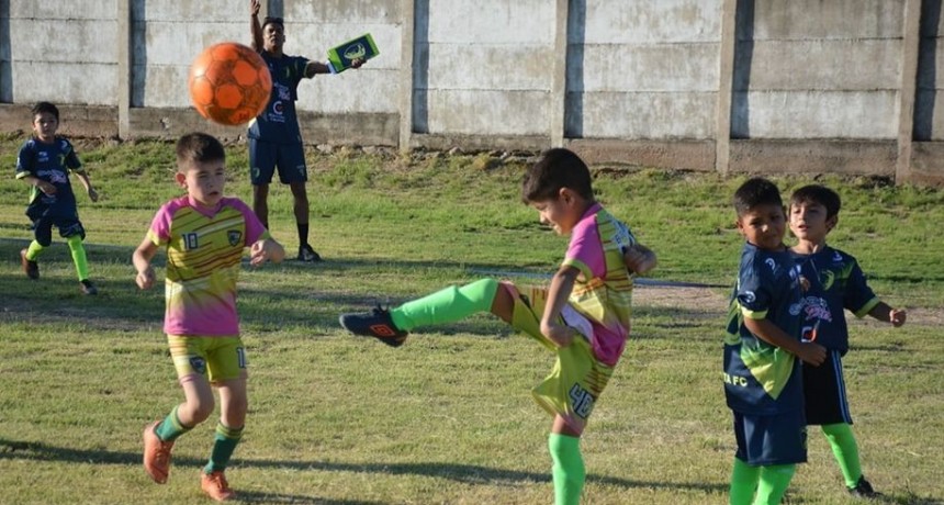 ARRANCÓ EL SEGUNDO MUNDIALITO 