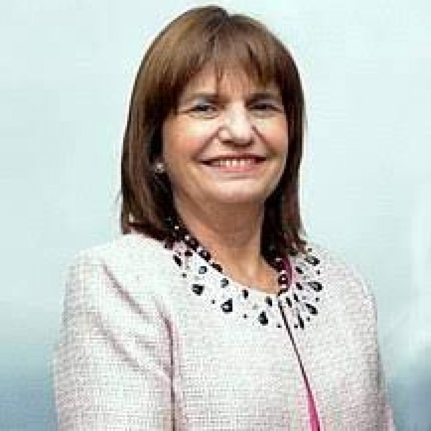 PATRICIA BULLRICH AVISÓ QUE ARRASARÁ CON LOS PLANES SOCIALES Y EL EMPLEO PÚBLICO