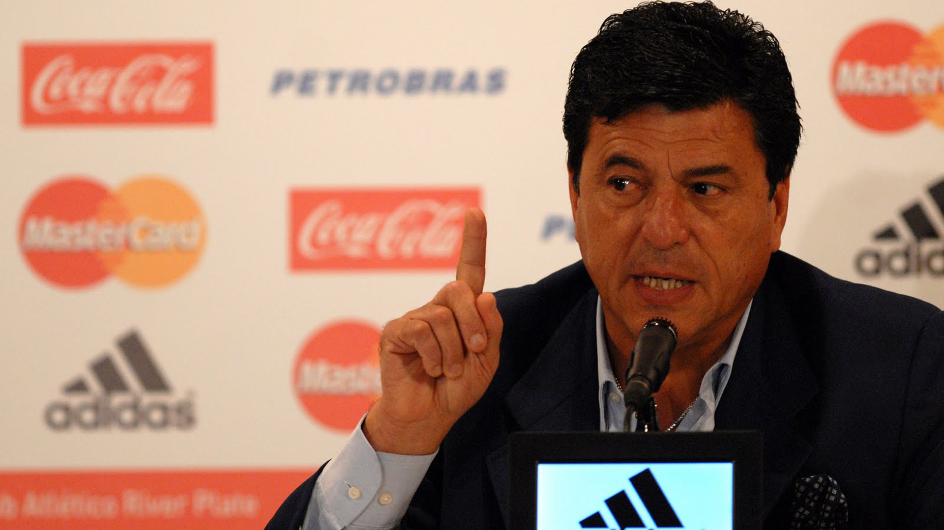 DANIEL PASSARELLA CONFIRMÓ SU PRESENCIA EN EL HOMENAJE QUE RIVER LE HARÁ A LOS CAMPEONES DEL MUNDO