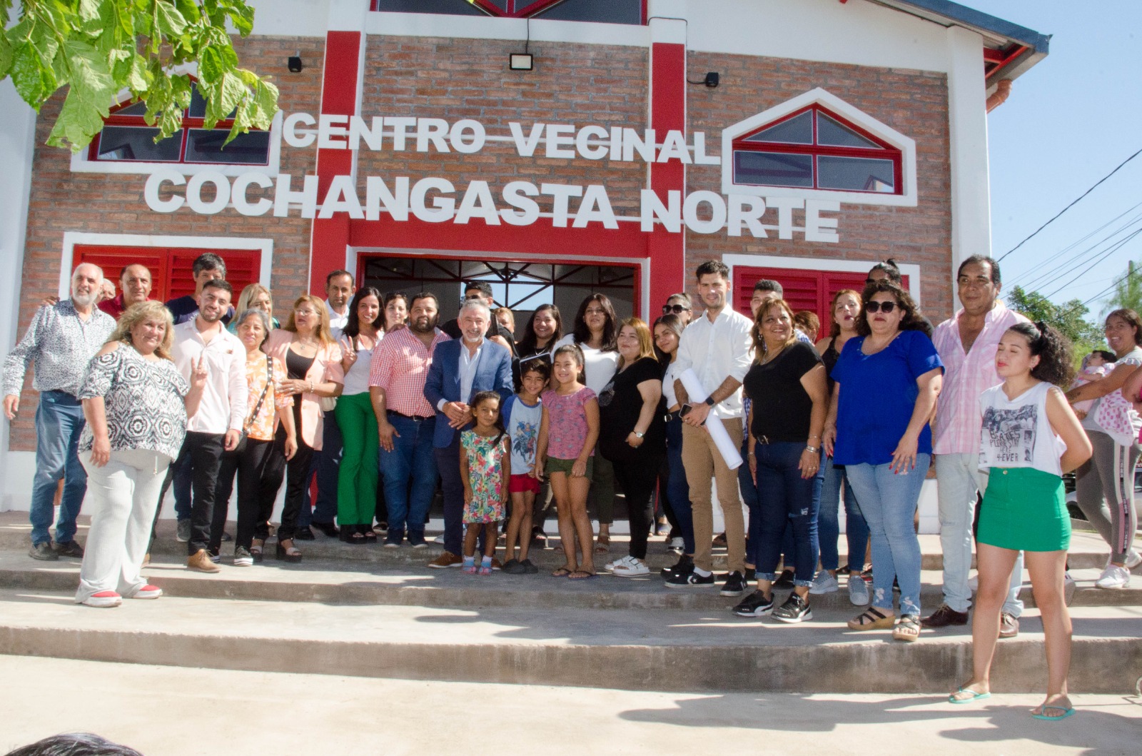 ARMANDO MOLINA PARTICIPÓ DE LA INAUGURACIÓN DE OBRAS EN EL CENTRO VECINAL COCHANGASTA