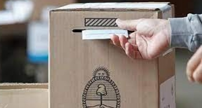 QUINTELA, ÁLVAREZ, MENEM Y GOYCOCHEA ENCABEZAN LAS LISTAS PARA GOBERNADOR/A