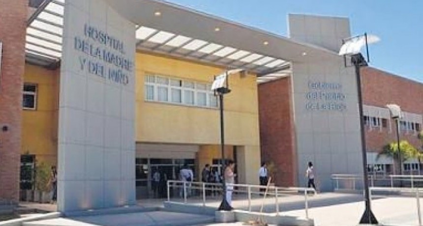 MÉDICOS DEL HOSPITAL DE LA MADRE Y EL NIÑO NO QUISIERON OPERAR A UN NIÑO POR ESTAR DE PARO