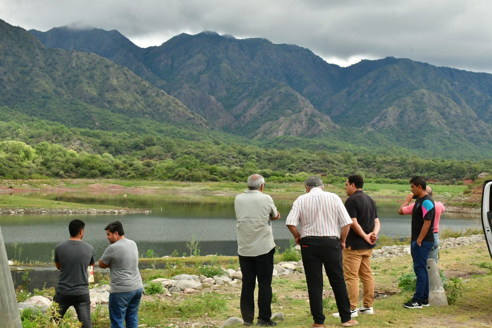 EL MINISTRO SCAGLIONI EVALUÓ EL INCREMENTO DE AGUA EN EL DIQUE DE CHAMICAL