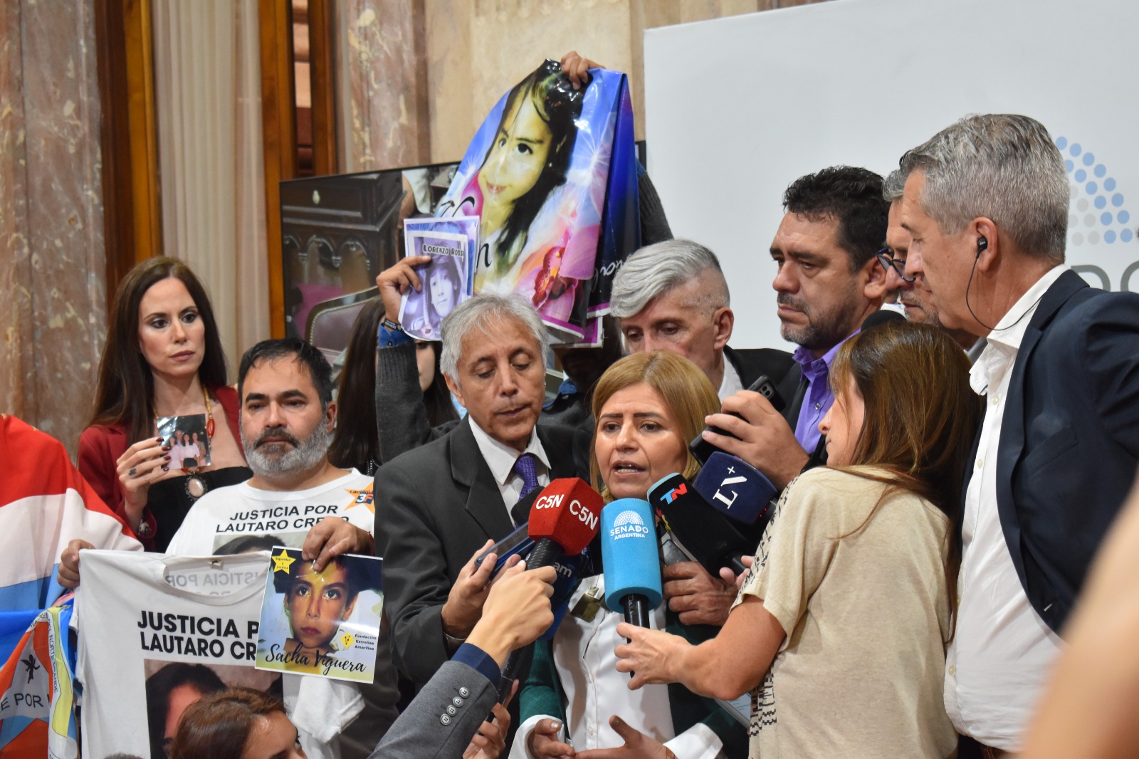 CLARA VEGA LAMENTÓ QUE LOS SENADORES DE LA OPOSICIÓN NO DIERAN QUÓRUM