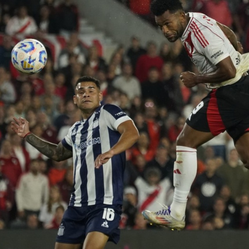 RIVER EMPATÓ ANTE TALLERES POR EL APERTURA 2025