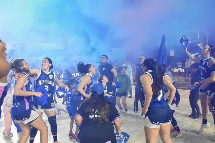 RIACHUELO ES EL PRIMER FINALISTA NACIONAL DE LA RIOJA Y DEFINIRÁ EL TÍTULO EN LA LIGA FEMENINA
