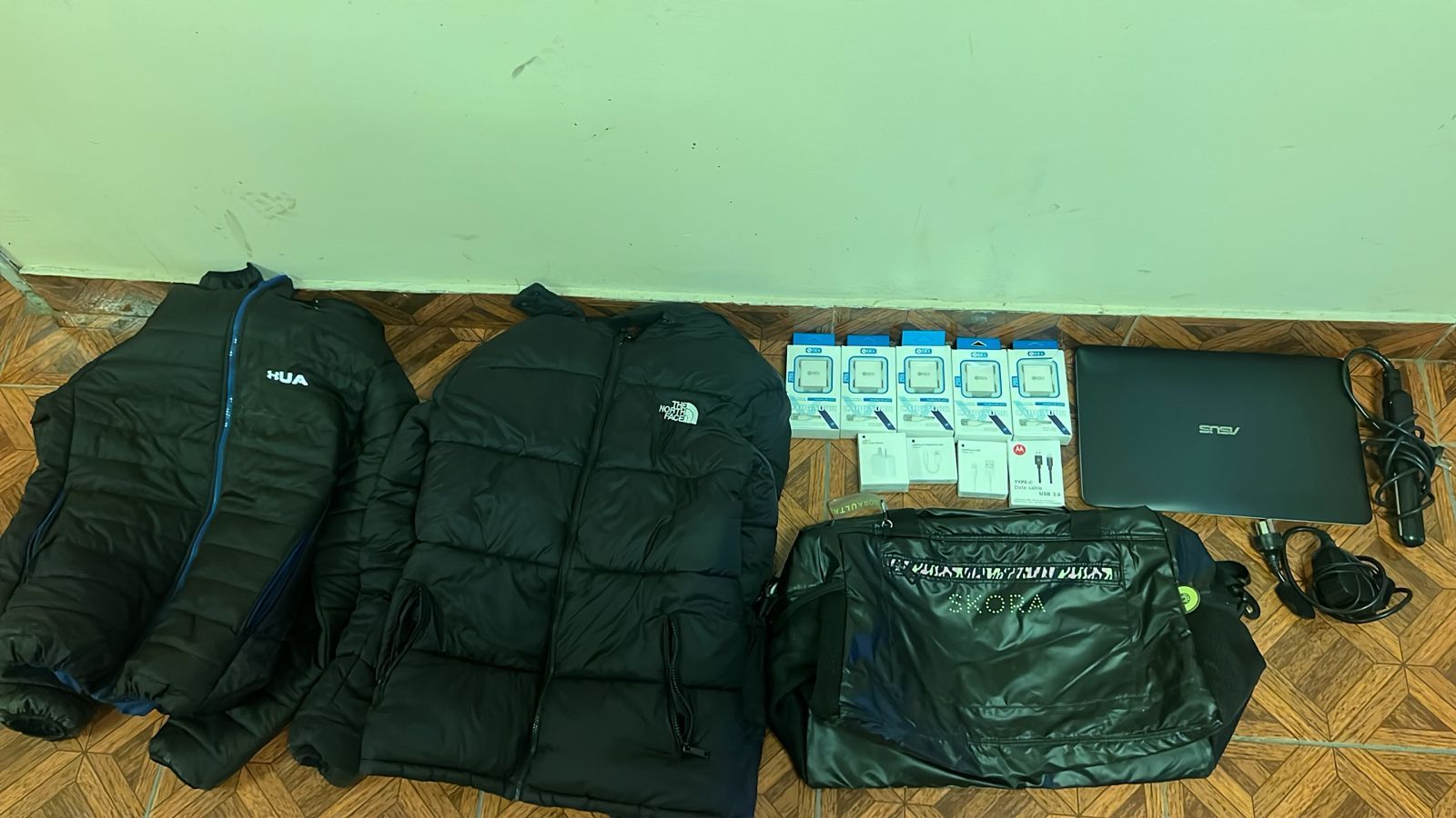 COMPRÓ COSAS VINCULADAS A UN ROBO Y LAS TUVO QUE DEVOLER