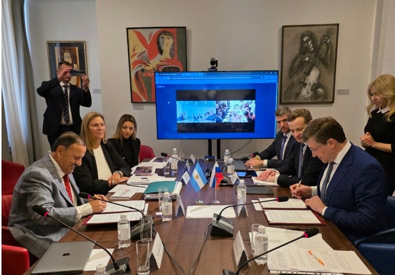  QUINTELA VISITÓ RUSIA Y SELLÓ UN ACUERDO DE COOPERACIÓN CON LA REGION NIZHN NOVGOROD