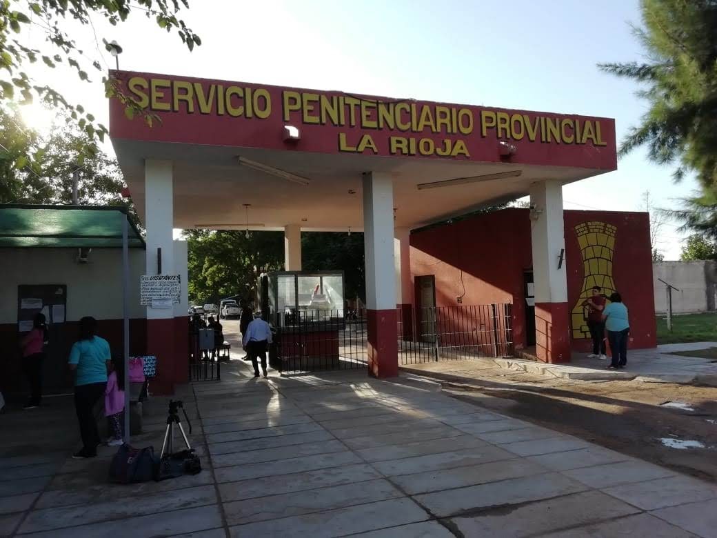 INTERNO EN GRAVE ESTADO AL PRENDERSE FUEGO EN LA CÁRCEL