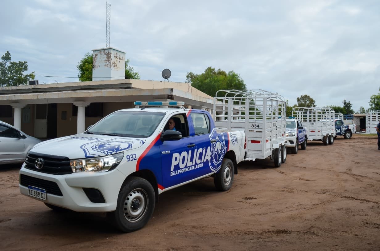 LA POLIC&Iacute;A PUSO EN FUNCIONAMIENTO A LA UNIDAD DE CAPTURA DE ANIMALES 