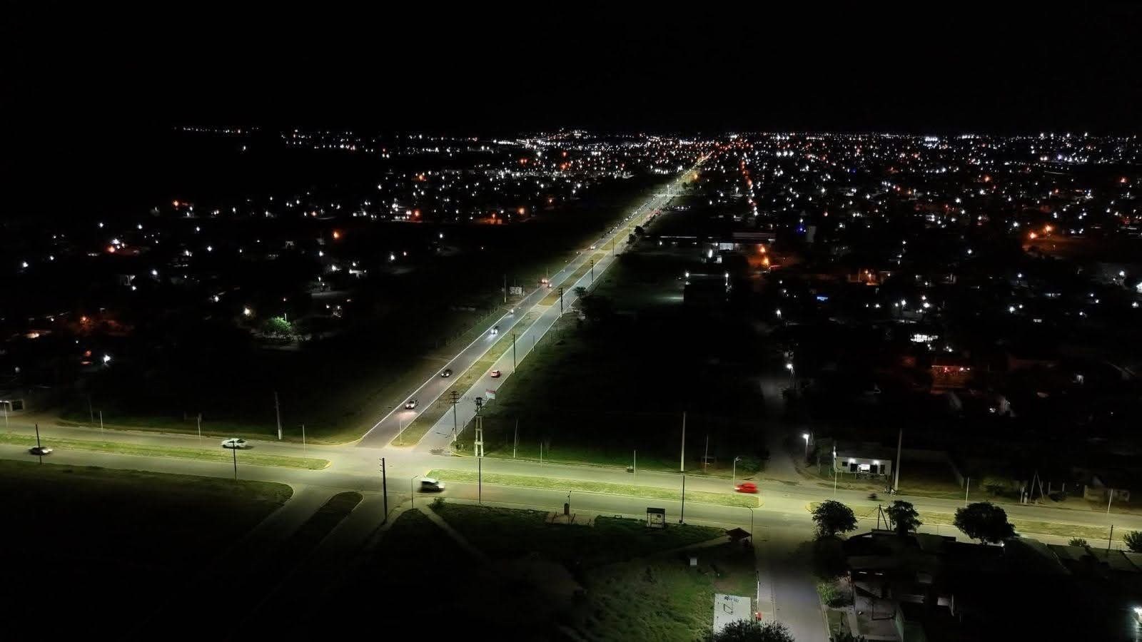 LA MUNICIPALIDAD INAUGUR&Oacute; NUEVA ILUMINACI&Oacute;N EN LA ZONA SUR