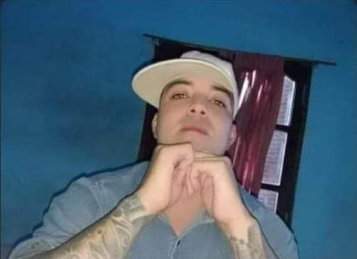 JOVEN RIOJANO HÉROE AYUDÓ A UNA MUJER QUE SE DESMAYÓ EN EL CENTRO Y LE SALVÓ LA VIDA