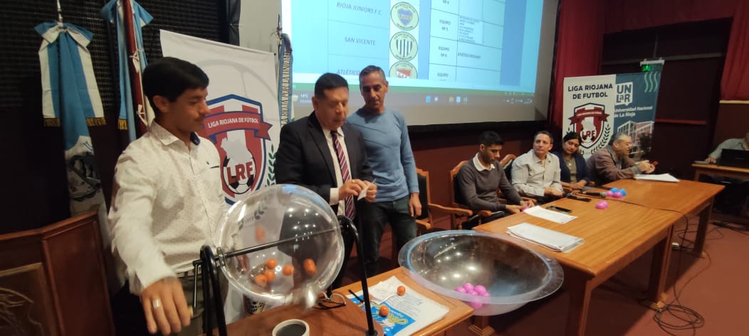  EL TORNEO FEMENINO Y 