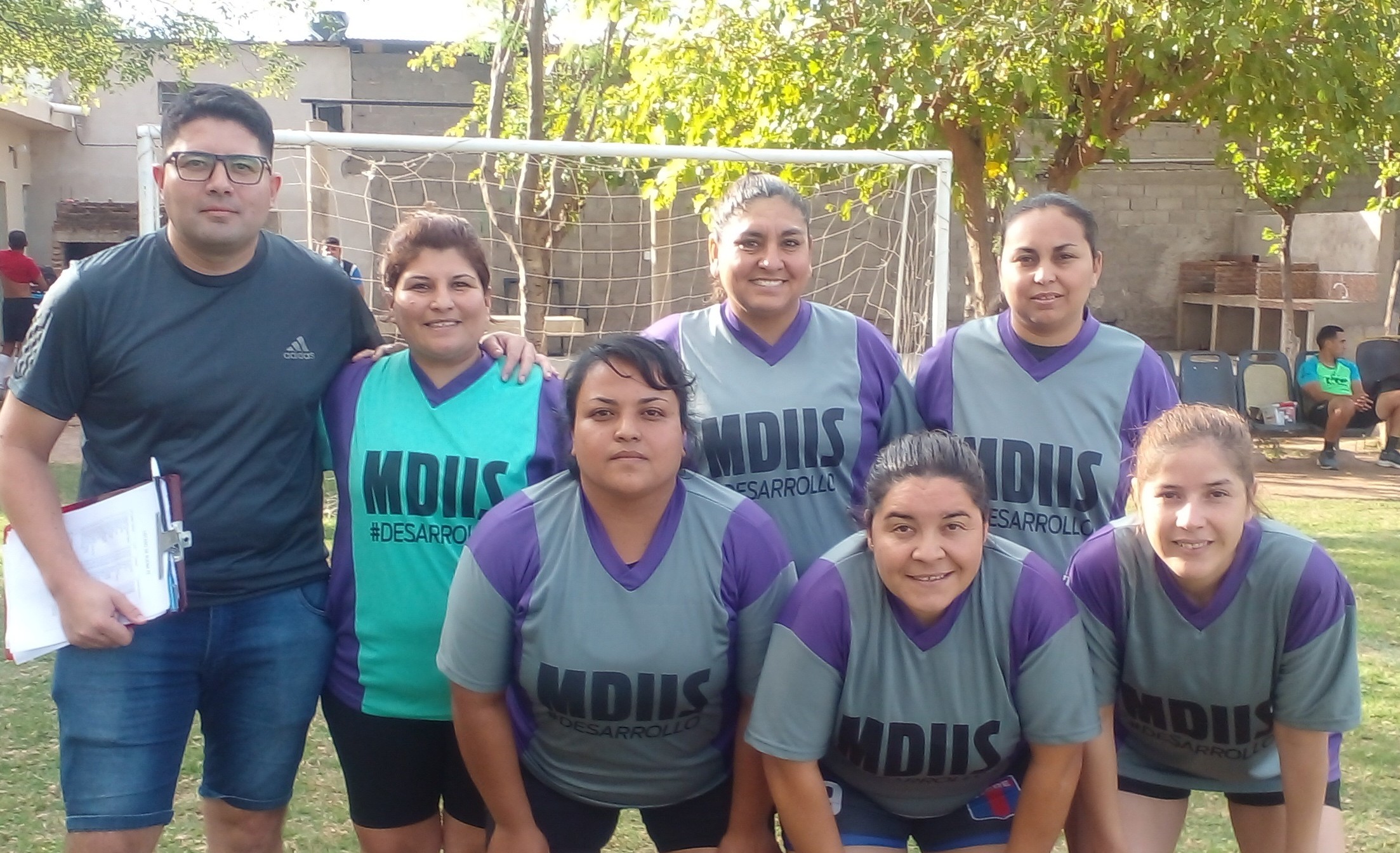 LEGISLATURA NO SE RINDIÓ Y SE SUBIÓ AL PODIO EN EL FÚTBOL FEMENINO