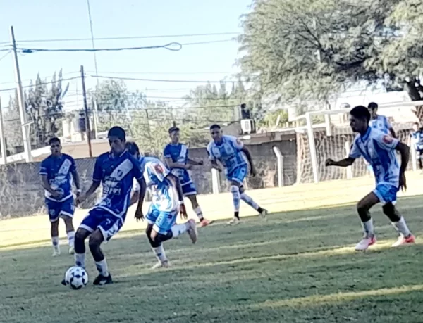 SAN FRANCISCO SE QUED&Oacute; CON EL CL&Aacute;SICO ANTE RACING EN EL INICIO DE TORNEO