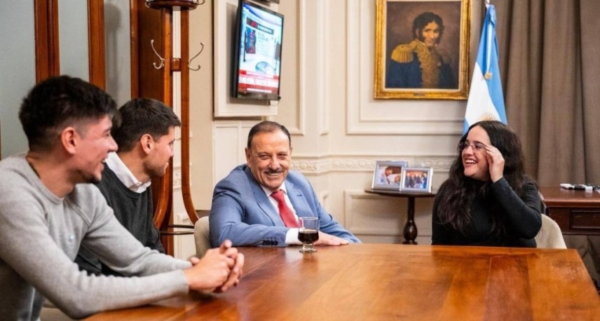 OFELIA FERN&Aacute;NDEZ SE REUNI&Oacute; CON QUINTELA Y ABRI&Oacute; EN LA RIOJA EL DEBATE SOBRE LAS PROBLEM&Aacute;TICAS JUVENILES