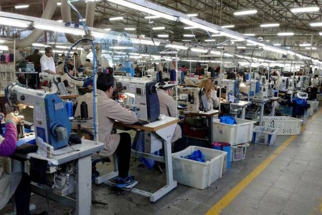 FABRICAS TEXTILES SUSPENDIERON A 280 OPERARIOS