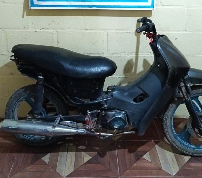 INVESTIGACIONES DETECTÓ UNA MOTOCICLETA CON NUMERACIÓN ADULTERADA Y LA SECUESTRÓ