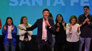 EL PJ SE IMPUSO EN ROSARIO Y EL OFICIALISMO EN EL INTERIOR SANTAFECINO