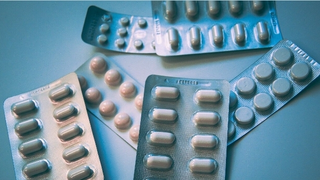 ESTADOS UNIDOS APROBÓ LA PRIMERA PASTILLA DE VENTA LIBRE PARA ABORTAR. 