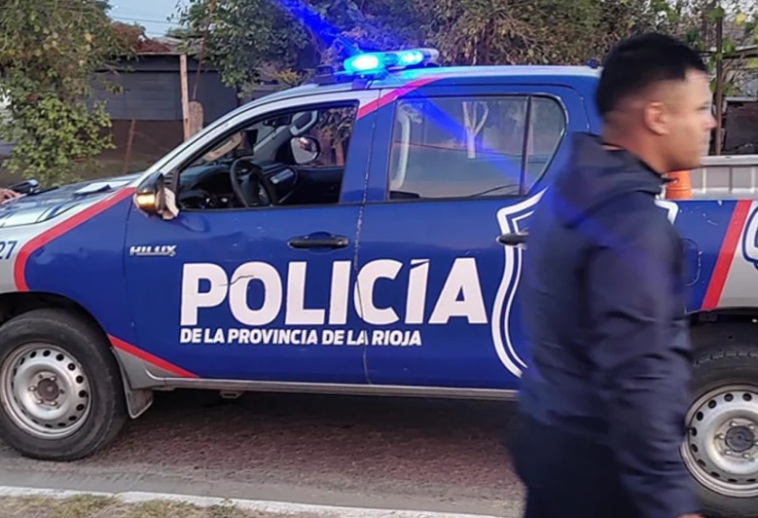 DETIENEN A UN JOVEN TRAS ROBAR ELEMENTOS EN UNA CASA