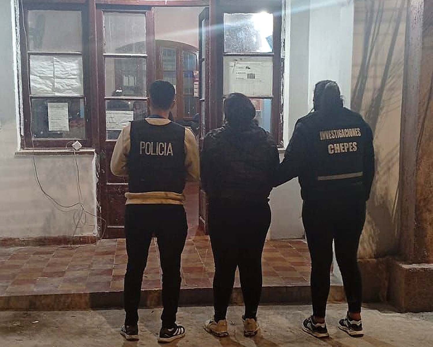 DETUVIERON EN CHEPES A UNA MUJER ACUSADA DE ESTAFA 