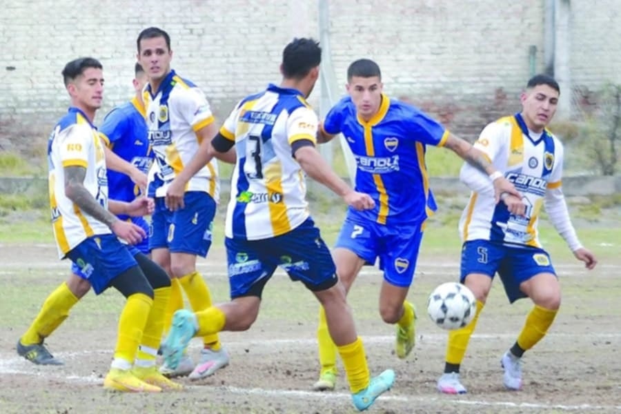 DEFENSORES DE LA BOCA SE QUEDÓ CON EL CLÁSICO Y LA PUNTA