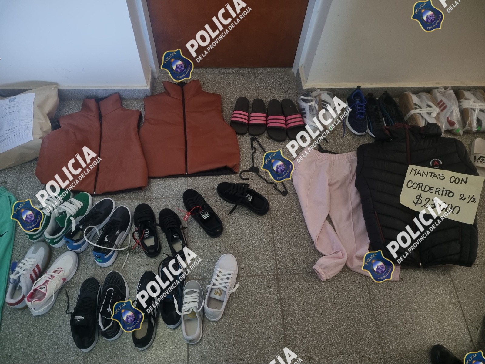 ROBÓ UNA TIENDA DE ROPA Y LA POLICIA LO DETUVO TRAS UN ALLANAMIENTO