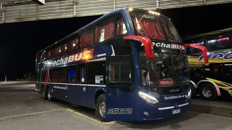 UNA MUJER VIAJABA AL CASAMIENTO DE SU HIJA EN LA RIOJA Y FALLECIÓ EN EL COLECTIVO