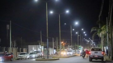 EL GOBIERNO PROVINCIAL Y MUNICIPAL INAUGURÓ NUEVA ILUMINACIÓN EN LA ZONA SUR