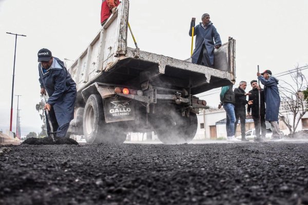 OPERATIVO EN TODA LA CAPITAL: PROVINCIA Y MUNICIPIO AVANZAN CON EL PLAN BACHEO
