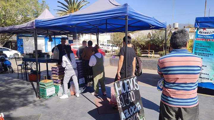 REALIZARON UNA NUEVA EDICIÓN DEL MERCADO POPULAR