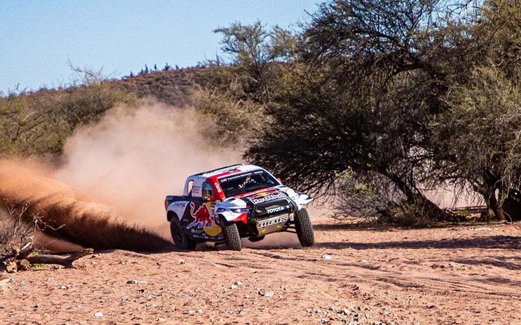 NASSER AL ATTIYAH VOLÓ EN SUELO RIOJANO