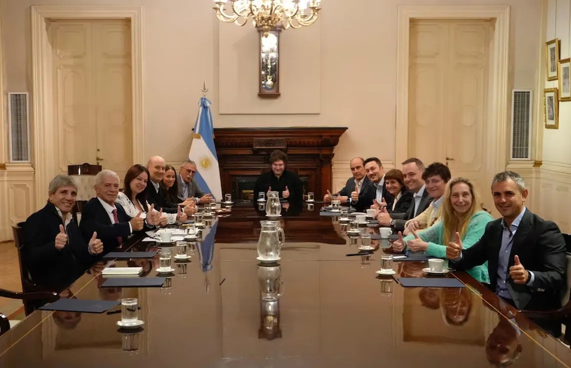 MILEI LLAMÓ A UNA REUNIÓN DE GABINETE TRAS EL REVES EN DIPUTADOS