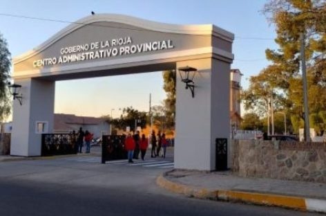 GOBIERNO DE LA RIOJA REALIZÓ UN FUERTE RECORTE PARA FINANCIAR EL AUMENTO A ESTATALES