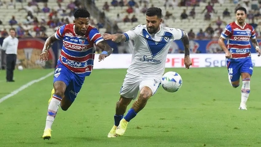 VELEZ HIZO NEGOCIO EN BRASIL Y DEFINE SU FUTURO EN LINIERS