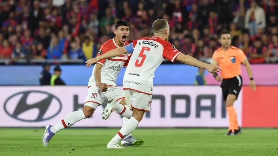ESTUDIANTES VENCIÓ A CERRO PORTEÑO Y ESTÁ A UN PASO DE LOS CUARTOS DE FINAL DE LA LIBERTADORES
