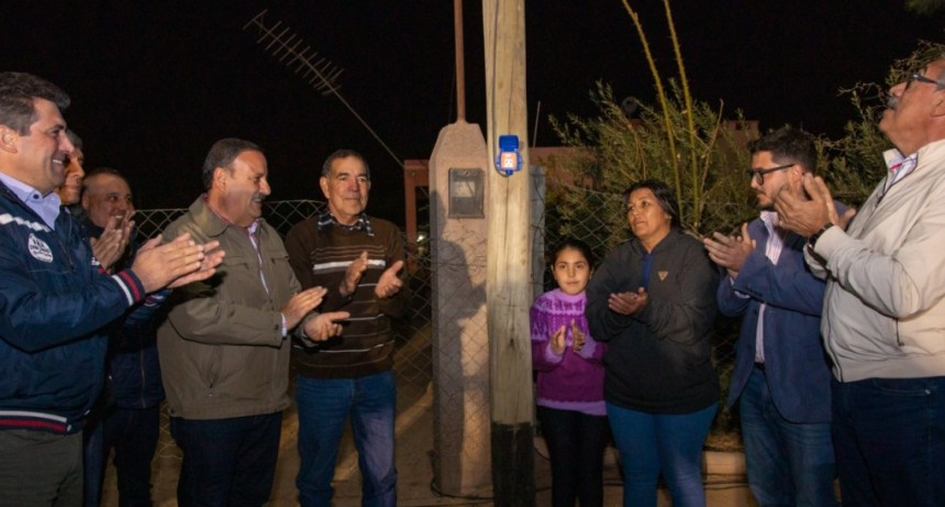 HABITANTES DE LA ZONA RURAL YA CUENTAN CON ENERGÍA ELÉCTRICA