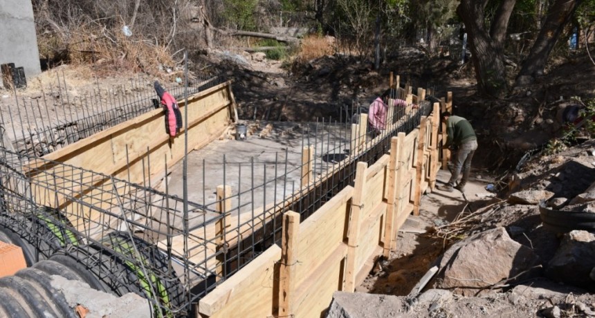 CON FONDOS NACIONALES Y PROVINCIALES, AVANZA EL NUEVO “BALNEARIO LOS SAUCES”