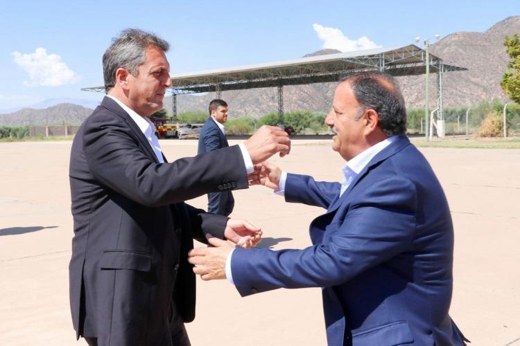 MASSA LLEGÓ A LA RIOJA PARA CONTINUAR CON SU GIRA FEDERAL