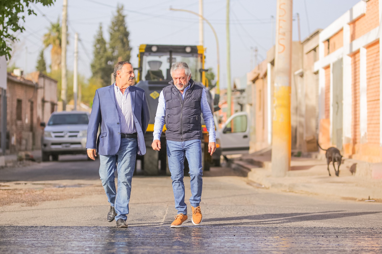 AVANZA EL ASFALTADO EN LA ZONA OESTE DE LA CAPITAL