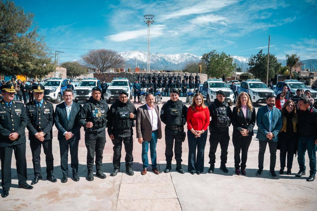 QUINTELA REFORZÓ LA SEGURIDAD EN CHILECITO CON NUEVOS PATRULLEROS