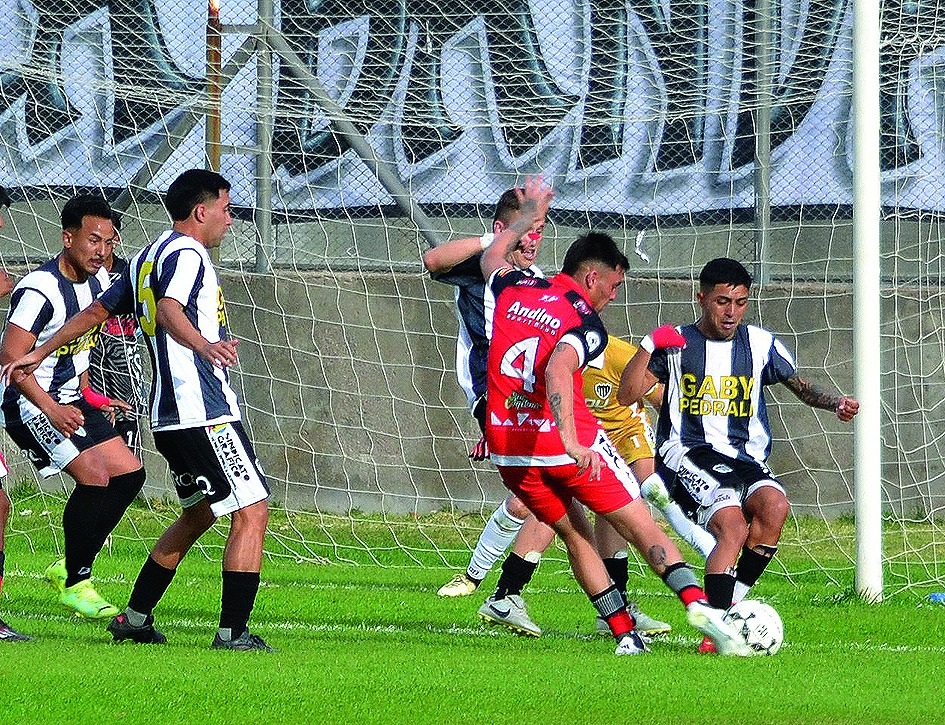 ANDINO Y SAN VICENTE EMPATARON Y TODO SE DEFINE EN LA VUELTA DE LAS SEMIFINALES