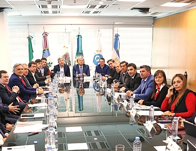 LOS GOBERNADORES DESCREEN DE LA CONVOCATORIA DE MILEI