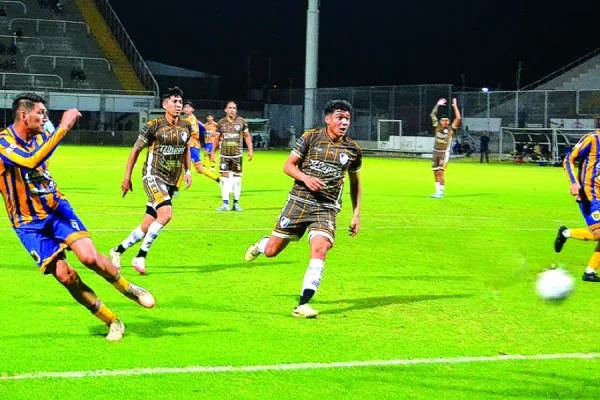 DEFENSORES DE LA BOCA SE METE EN LA GRAN FINAL TRAS DEJAR EN EL CAMINO A SAN FRANCISCO