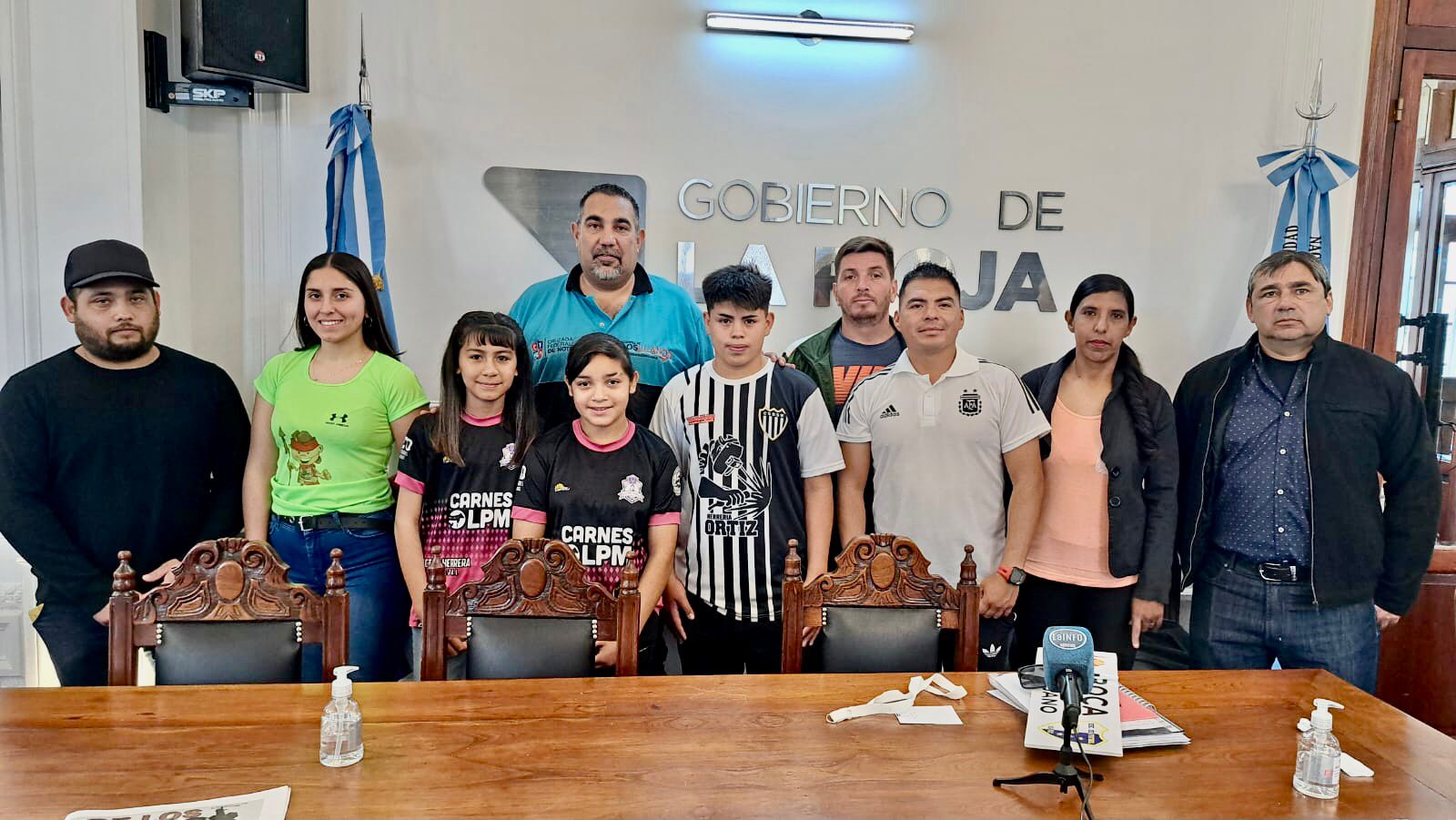 PRESENTARON EL MUNDIALITO DE FÚTBOL INFANTIL