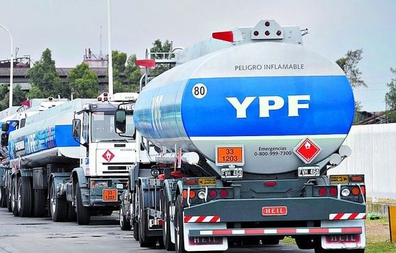 LAS PETROLERAS, SOBRE EL ABASTECIMIENTO DE COMBUSTIBLES: 