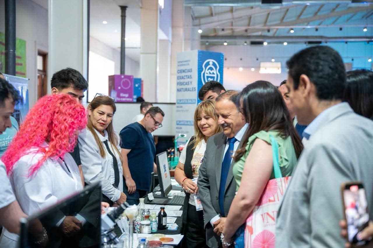 LA RIOJA AFIANZA SU RESPALDO A LA CIENCIA Y LA TECNOLOGIA LOCAL
