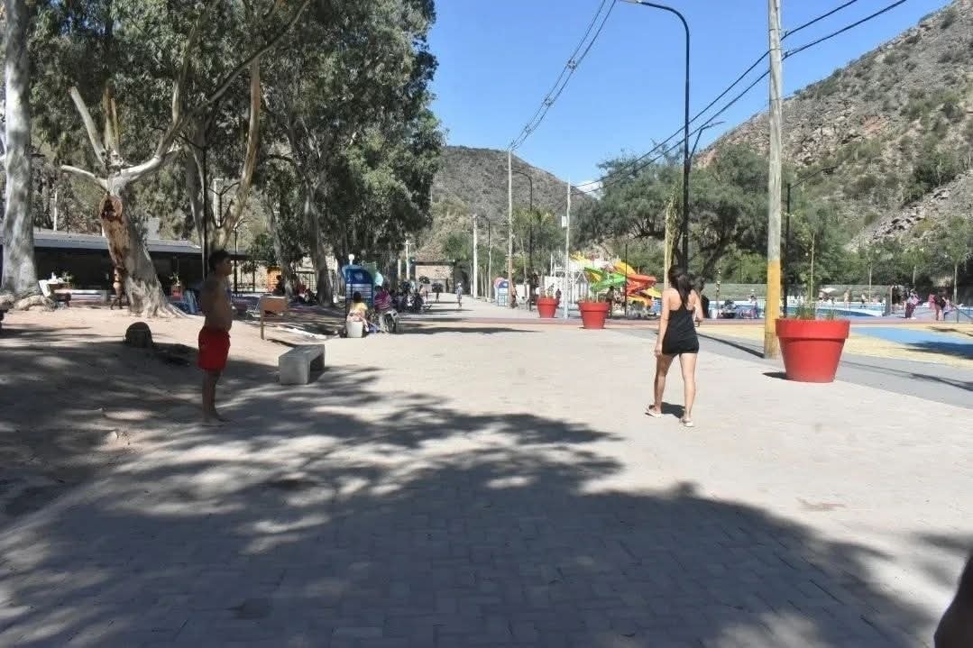 EL PARQUE ACUÁTICO LOS SAUCES: YA ES UNA OPCIÓN IDEAL PARA EL FINDE 