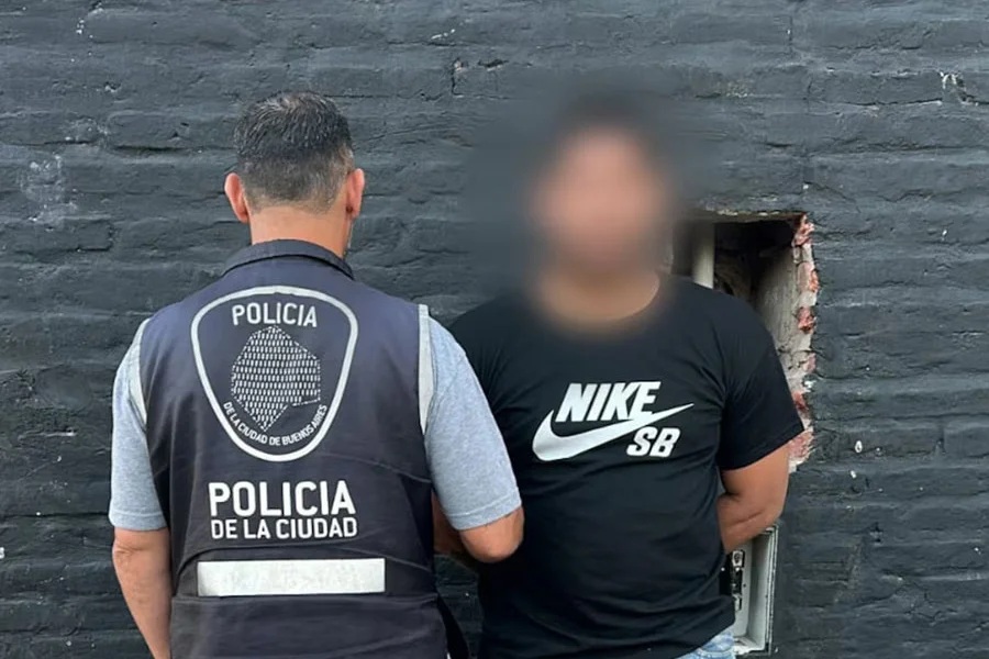FUE A VER A BARRACAS Y QUED&Oacute; DETENIDO POR UN HECHO DE ESTAFA EN LA RIOJA